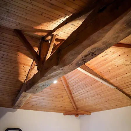 Familiale 5 Personnes *